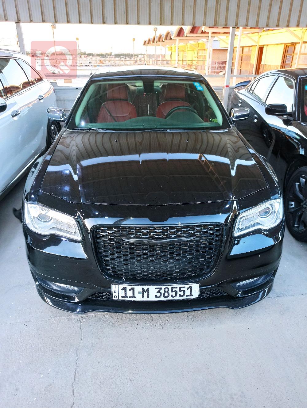 كرايسلر 300